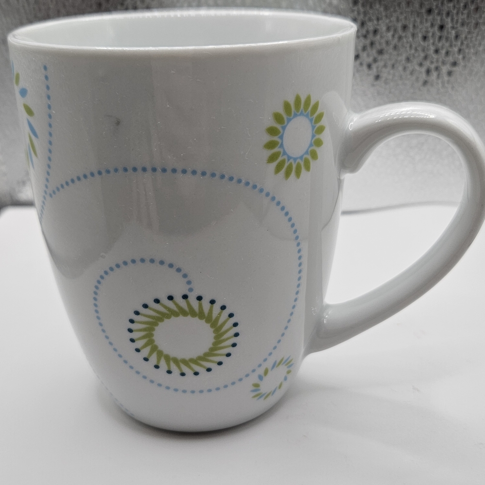 Rachael Ray Pinwheel White Ceramic Mug with Green and Blue Accents